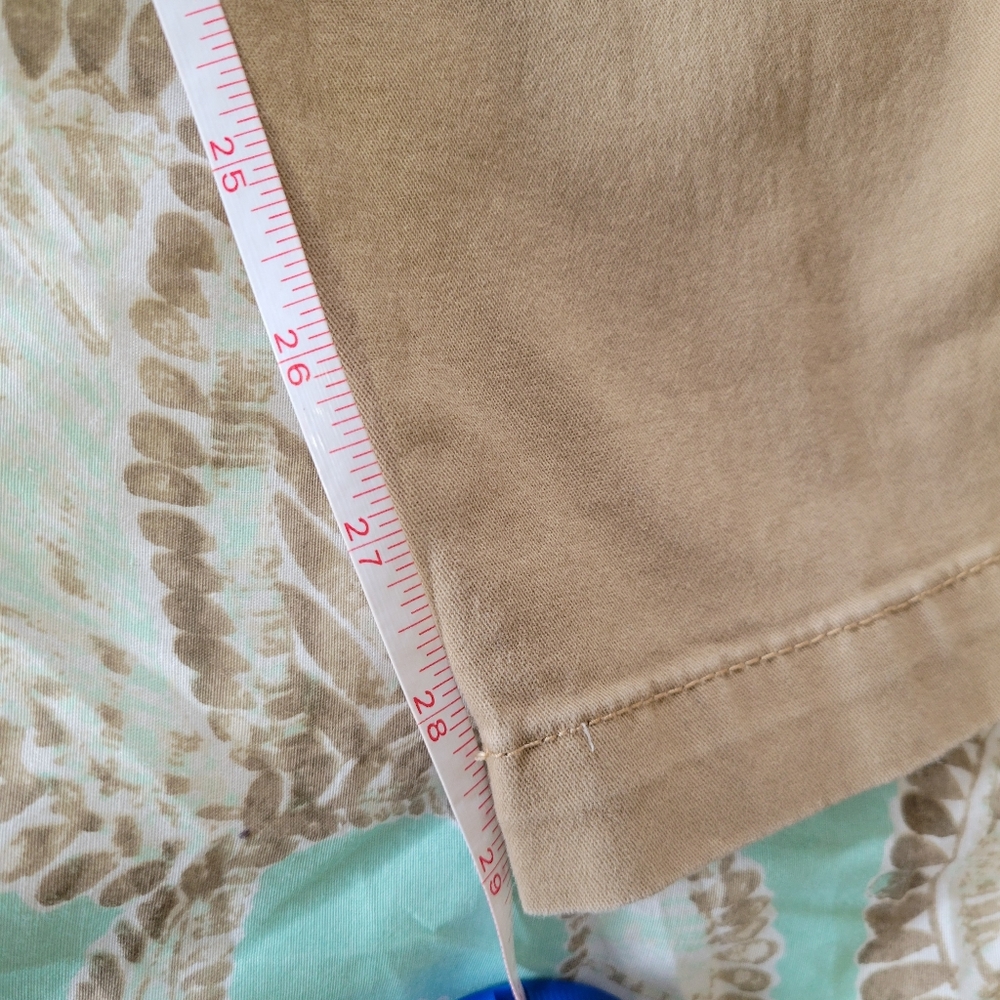 Gloria Vanderbilt khaki pants - Picture 6 of 6